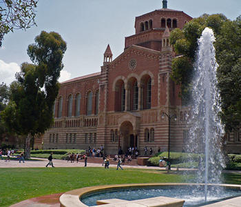 美国加州大学洛杉矶分校图书馆
