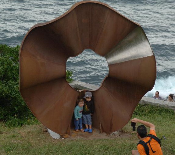 澳洲邦迪海滨雕塑展