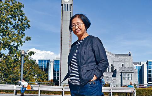 励志：65岁华裔奶奶成卑诗大学最老新生