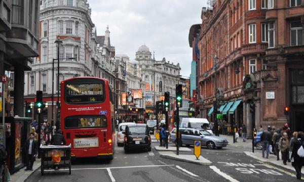 英国留学生活必知英国独特的公共交通