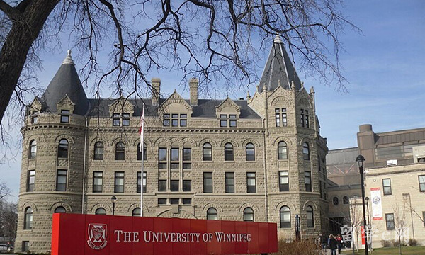 2017年加拿大留学本科申请