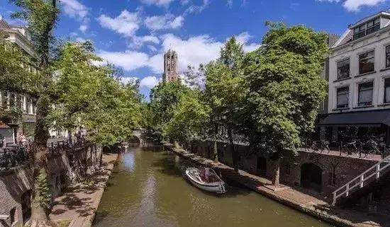 来荷兰留学吧，全欧洲最美的大学1/4在这里