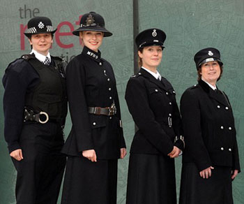 英国女警制服演变