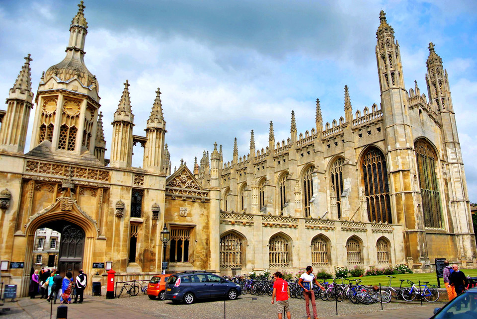 英国留学选对手机运营商很重要
