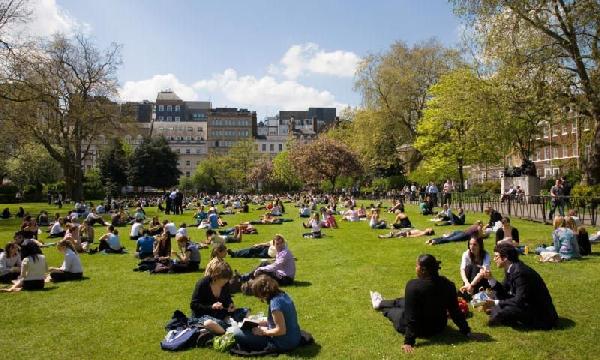 伦敦政经(LSE)：换个方式 让G5名校与你更靠近