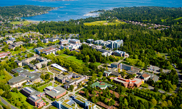 维多利亚大学学费及住宿费用明细