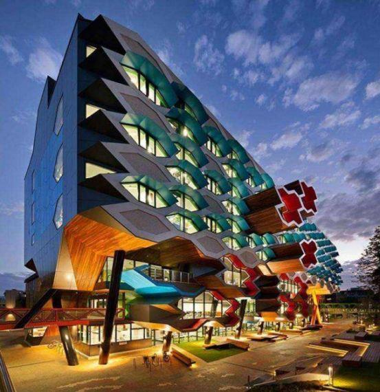 La Trobe University大中华奖学金，最高合计可达12万人民币